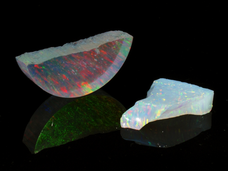 Synthetischer Opal - Milchopal und Kristallopal
